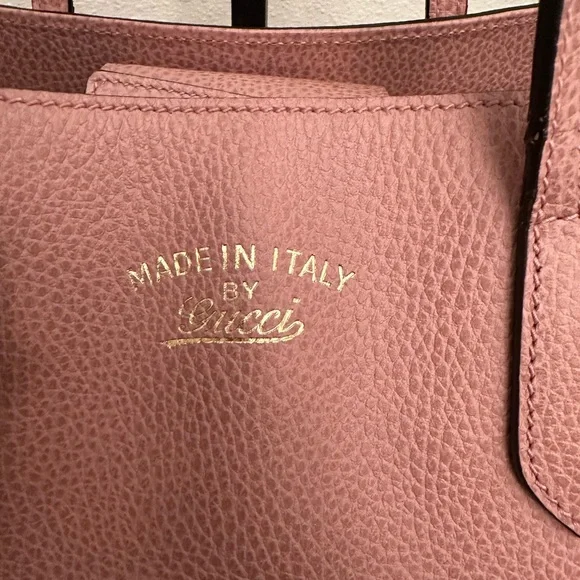 Authentic Gucci Swing Tote - Picture 3 of 16